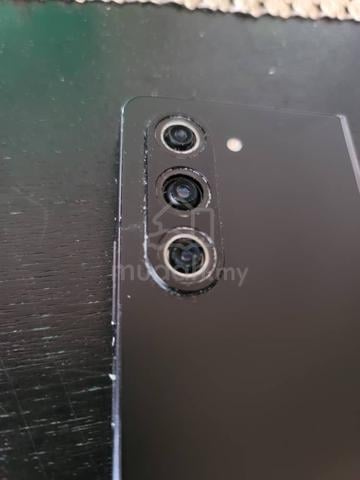 Samsung Z Fold 5 Black Color - photo 2 of 5