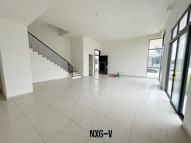 Brand New Good Condition 3sty Corner Broadleaf Residence Kota Kemuning 1