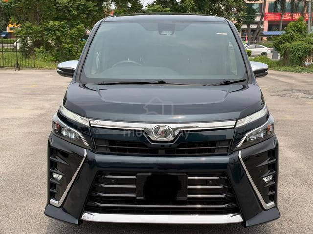 Toyota Voxy 2.0 X - 3