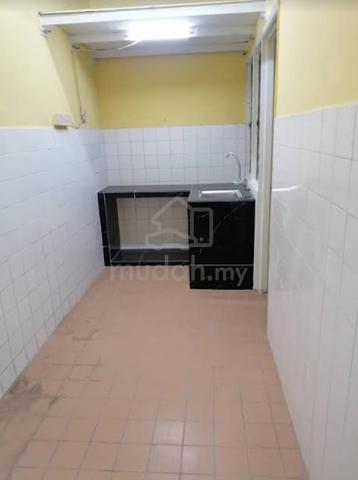 Apartment Taman KInrara Seksyen 2 4