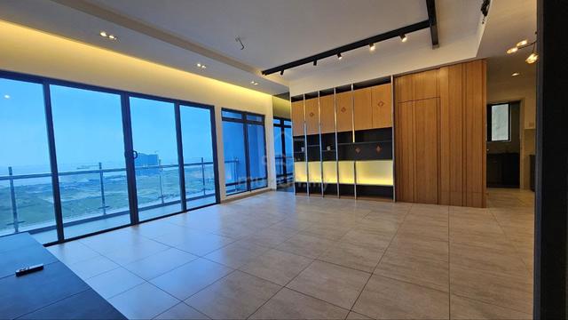 Admiral Residences 1