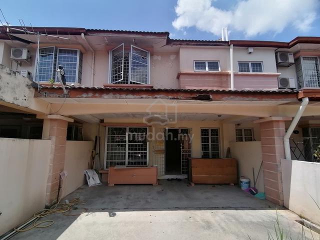Taman Segar Perdana 2-Storey House 【near Econsave/ Leisure Mall】 1