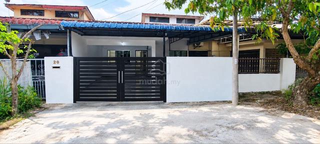 Taman Maju, Parit Raja, Jalan Langsat, Fully Renovation 1