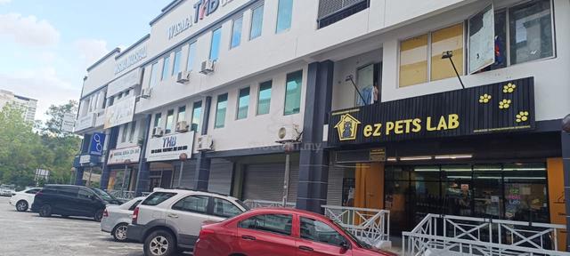 Renovated) Ground Floor Retails Shoplot Diamond Kompleks Bangi 1