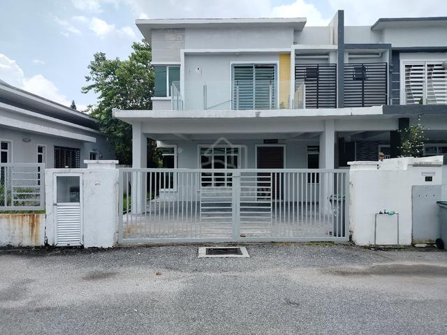 Sikamat- Double story semi-D house for sale.
1