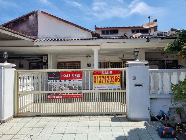 FACING SOUTH | Single and Half Storey Terrace Taman Kinrara, Puchong 1
