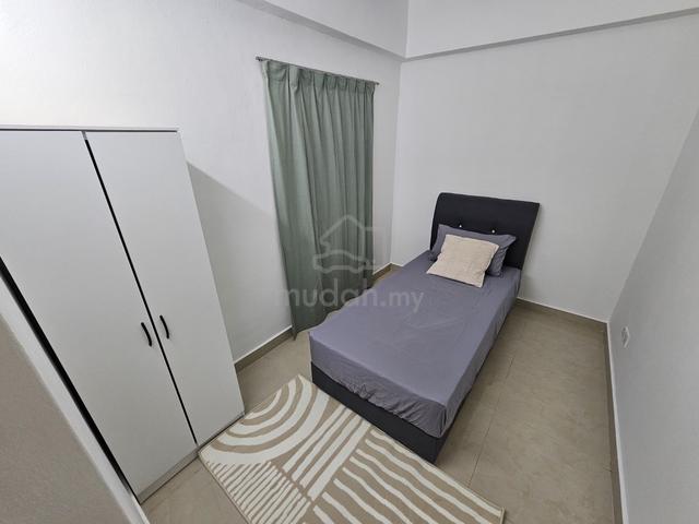 Small Room with Window  [Seaview Tower @ Chain Ferry, Butterworth] 1