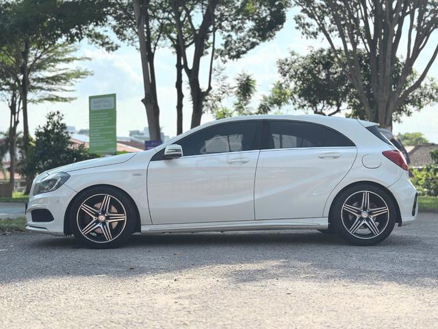 2014 Mercedes Benz A 250 Sports (CBU) - 4