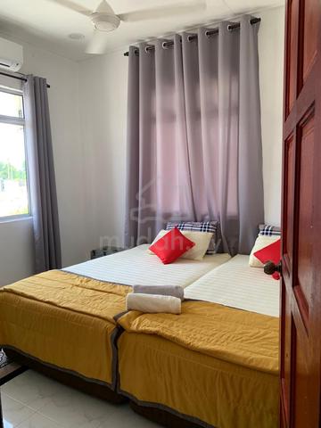 Afiyah Homestay Batu Burok 1
