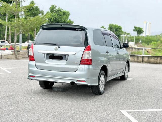2012 Toyota INNOVA 2.0 E (A) - 4