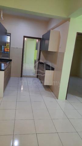Green Suria Apartment 1