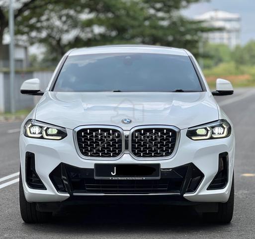 2022 Bmw X4 2.0 XDRIVE30I (A) Under Warranty - 2