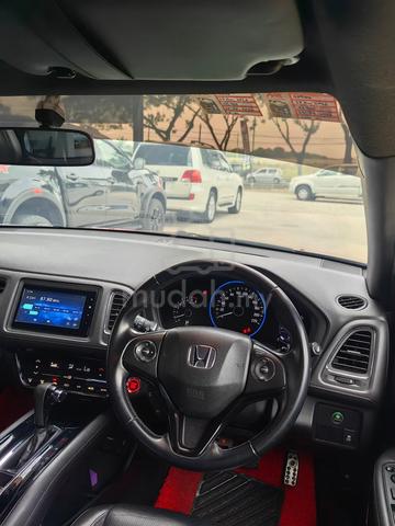 2019 Honda HR-V 1.8 RS ENHANCED (A) orignal Paint - 4