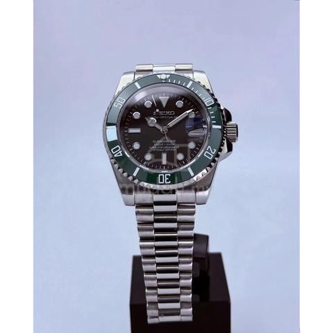 Custom S. Mod 40mm Ice Lume SB Sub Green Bezel - photo 5 of 6