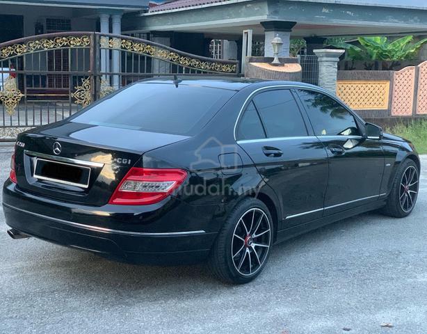 2011 Mercedes Benz C250 CGI BlueEFCY - 3