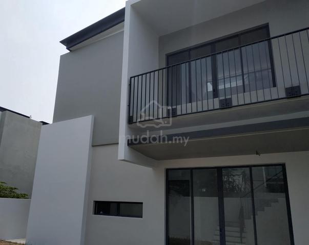 CORNER 2 storey Kajang East Semenyih 2 storey 42x80 4