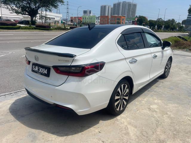 2023 Honda CITY 1.5 V (A) One Lady Owner - 3