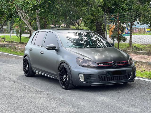 2011 Volkswagen GOLF 2.0 GTi (A) - 3