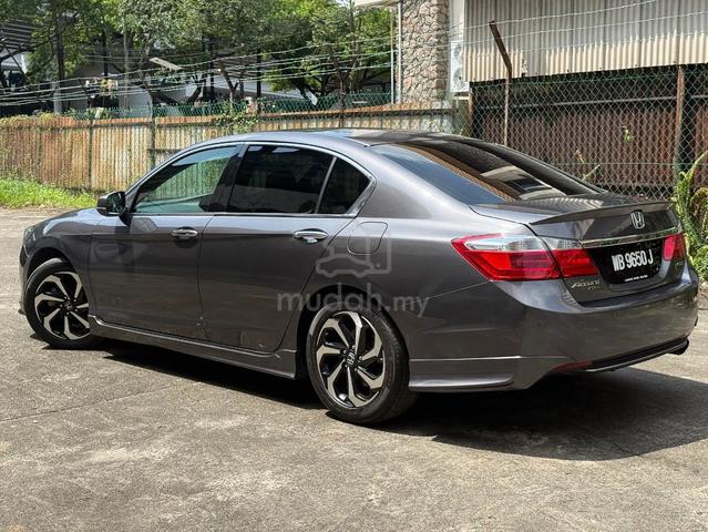 Honda Accord 2.0 VTi-L 2015 | Full Spec | Leather - 2