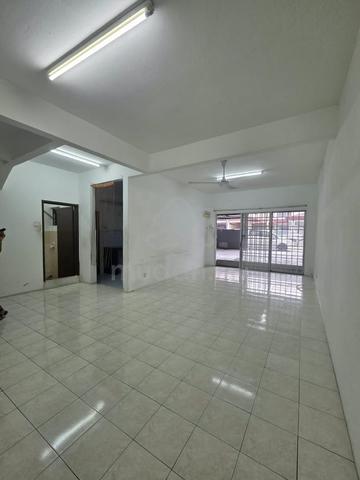 2 Sty Cluster House Below Bank Value Taman Sentosa Klang NSK, KESAS 1