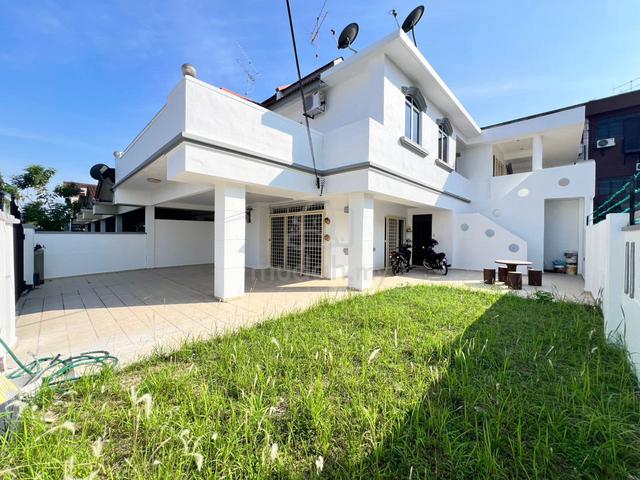 1.5 corner lot/Full loan/taman Sri kluang 1