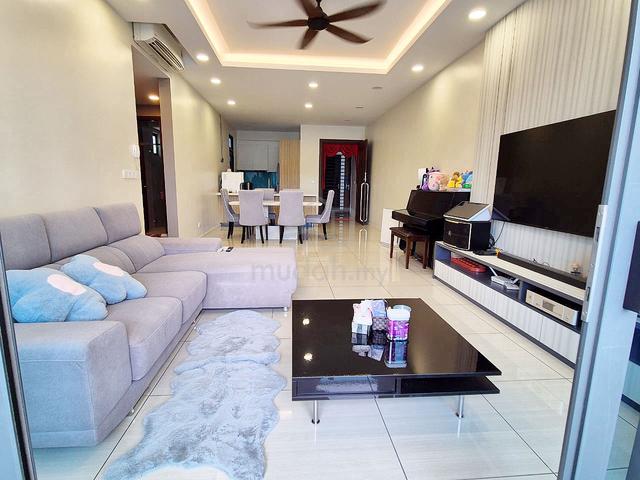 Queens Residences Q1 @ Queens Waterfront 1