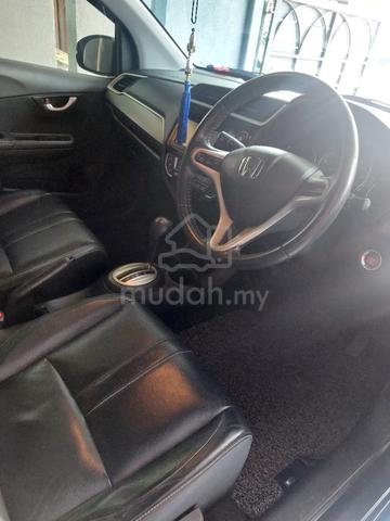 2017 Honda BR-V 1.5 V -- (A) - 4