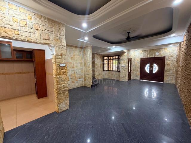 Freehold 4bed 3bath Double Storey @ Bandar Bestari 1