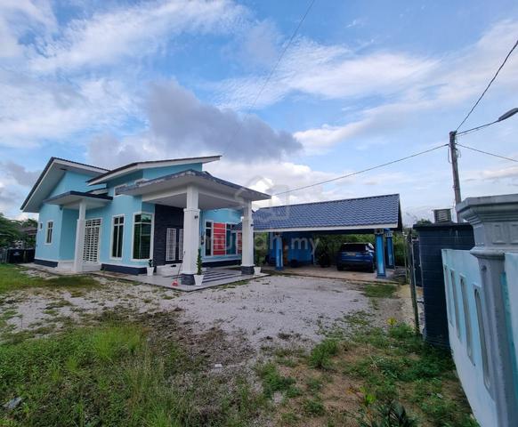 Rumah Banglo di Bukit Gading TANAH MERAH untuk dijual. FULLY FURNISHED 1