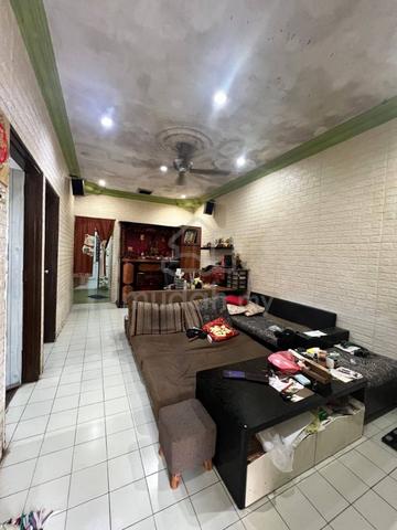 Single Storey Terrace @ Jalan Teratai, Taman Johor Jaya, Johor Bahru 1