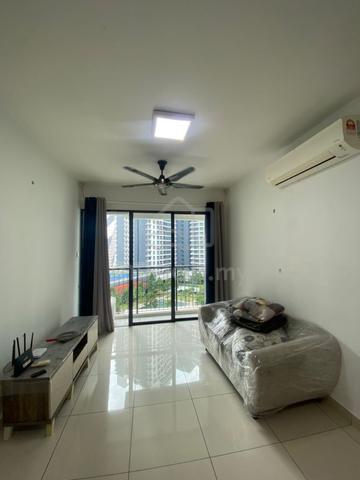 KL Traders Square Residences 1