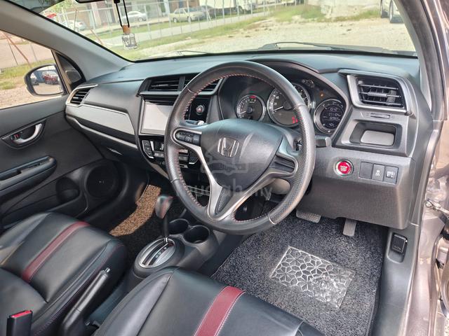 2022 Honda BR-V 1.5 V F/Service Original Low Mile - 4