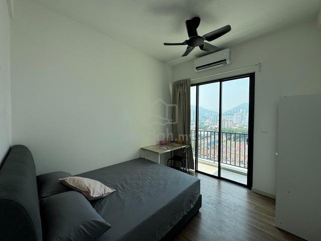 BIG Room with Own Balcony [Sunway Dora, Bayan Baru] 1