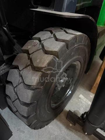 2024 1.5T Electric Forklift TipTop (Free Delivery) - photo 5 of 6