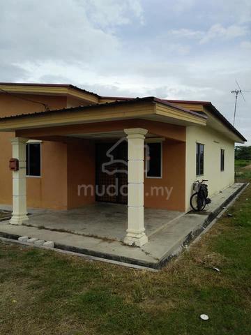 Melaka Kuala Sungai Baru Not Furnished Semi-Detached House For Rent 1