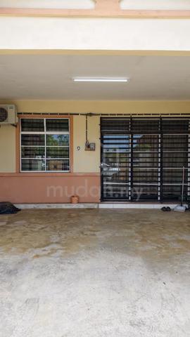 RUMAH TERES Dengan MEZZANINE untuk DISEWA – TAMAN PSJ, KUANTAN 1