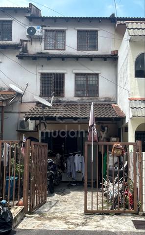 3-storey Landed House For Sale 1
