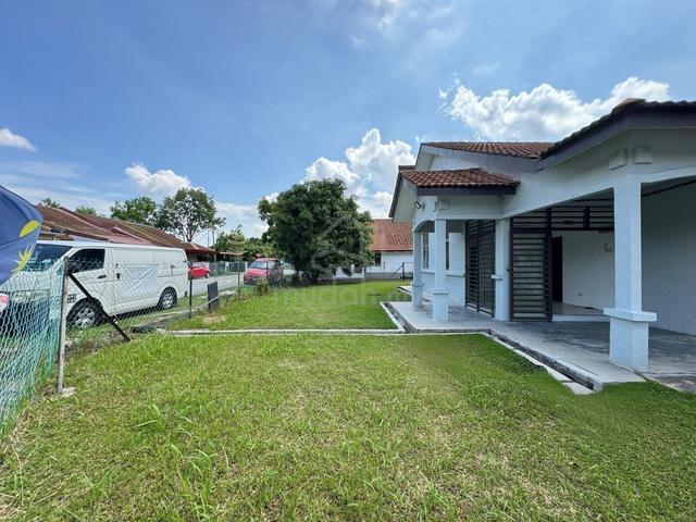 CORNER LOT + SPACIOUS- 1 Storey Terrace SP 1, Bandar Saujana Putra 1