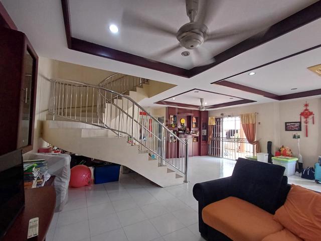 Lagenda Heights 2.5 Stry Semi-D House Below Market Price For Sale 1