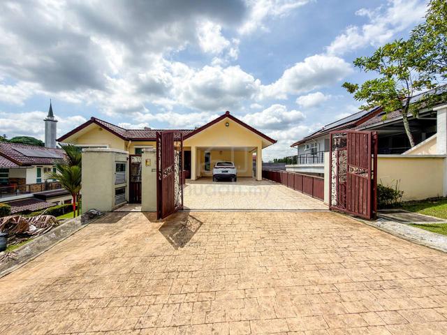 Bungalow Double Storey, Teratai Villas, Kayangan Heights Seksyen U9, 1