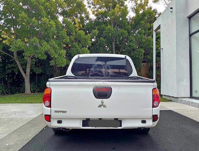 2013 Mitsubishi TRITON 2.5 LITE (M) LOWRIDER - 4