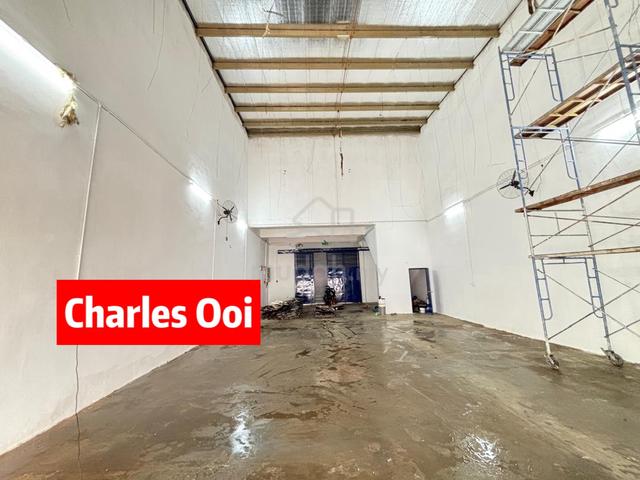 1.5 Storey Light Industry Warehouse For Rent | Newly Refurbished 1