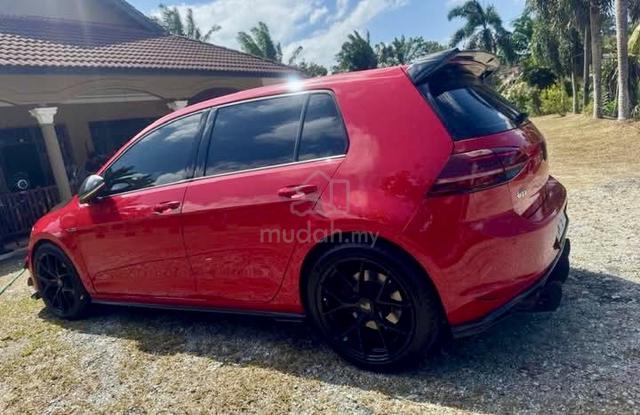 Volkswagen GOLF 2.0 GTi TSI (TECH PACK)(A)Reg.2015 - 2