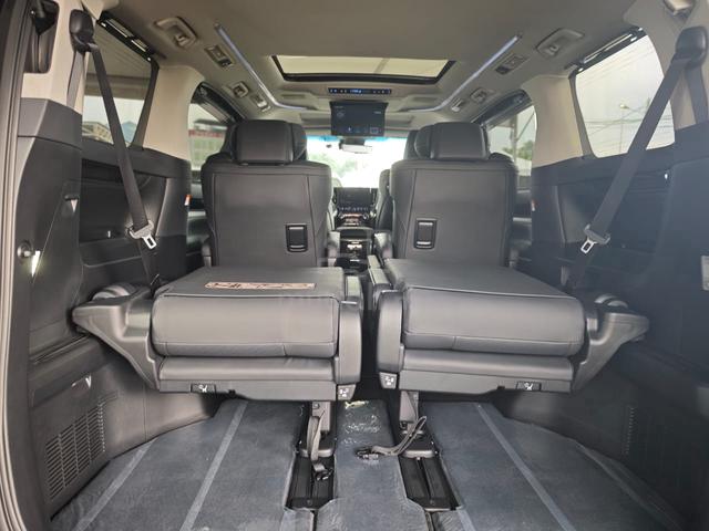 2022 Toyota ALPHARD 2.5 SC MODELLISTA JBL 4CAM ROF - 5