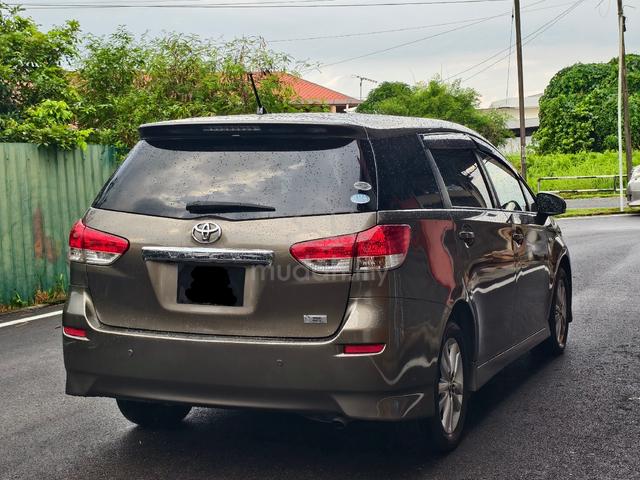 2011 Toyota WISH 1.8 X  (A) - 3