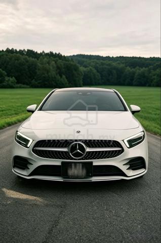 2019 Mercedes Benz A180 1.3T AMG LINE JAPAN SPEC - 1