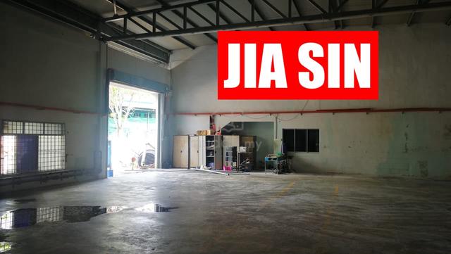 1.5 Storey Light Industry Factory For RENT @ Permatang Tinggi 1