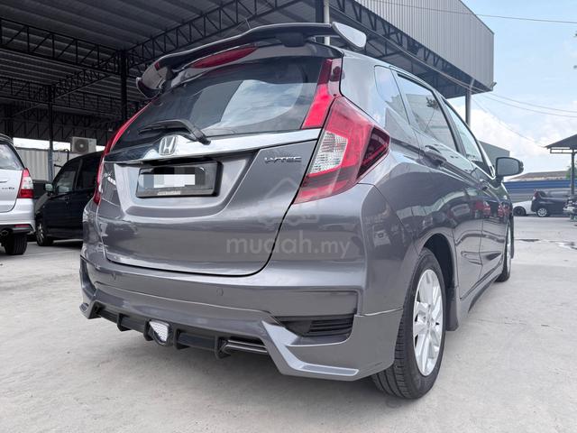2018 Honda JAZZ 1.5 E (A) FACELIFT Mileage 31K - 4