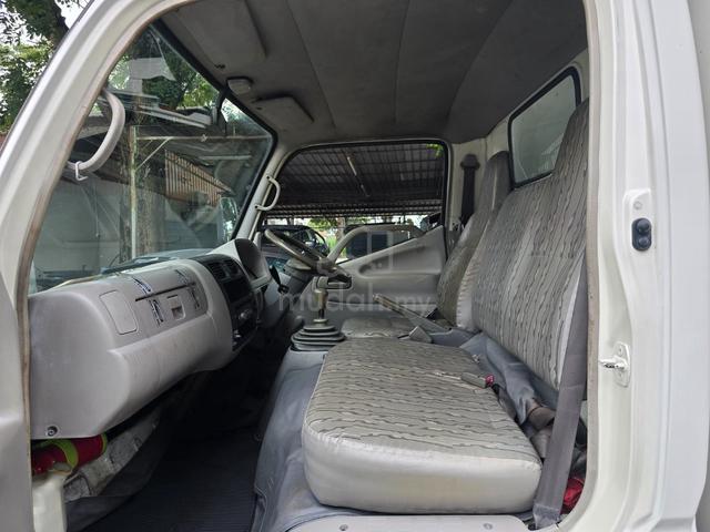 2012 Hino WU302R 4.0 13Kaki (M) Green Engine - photo 5 of 6
