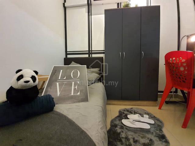 NEW ROOM AT Suriamas (nice AND TIDY) zero deposit 1